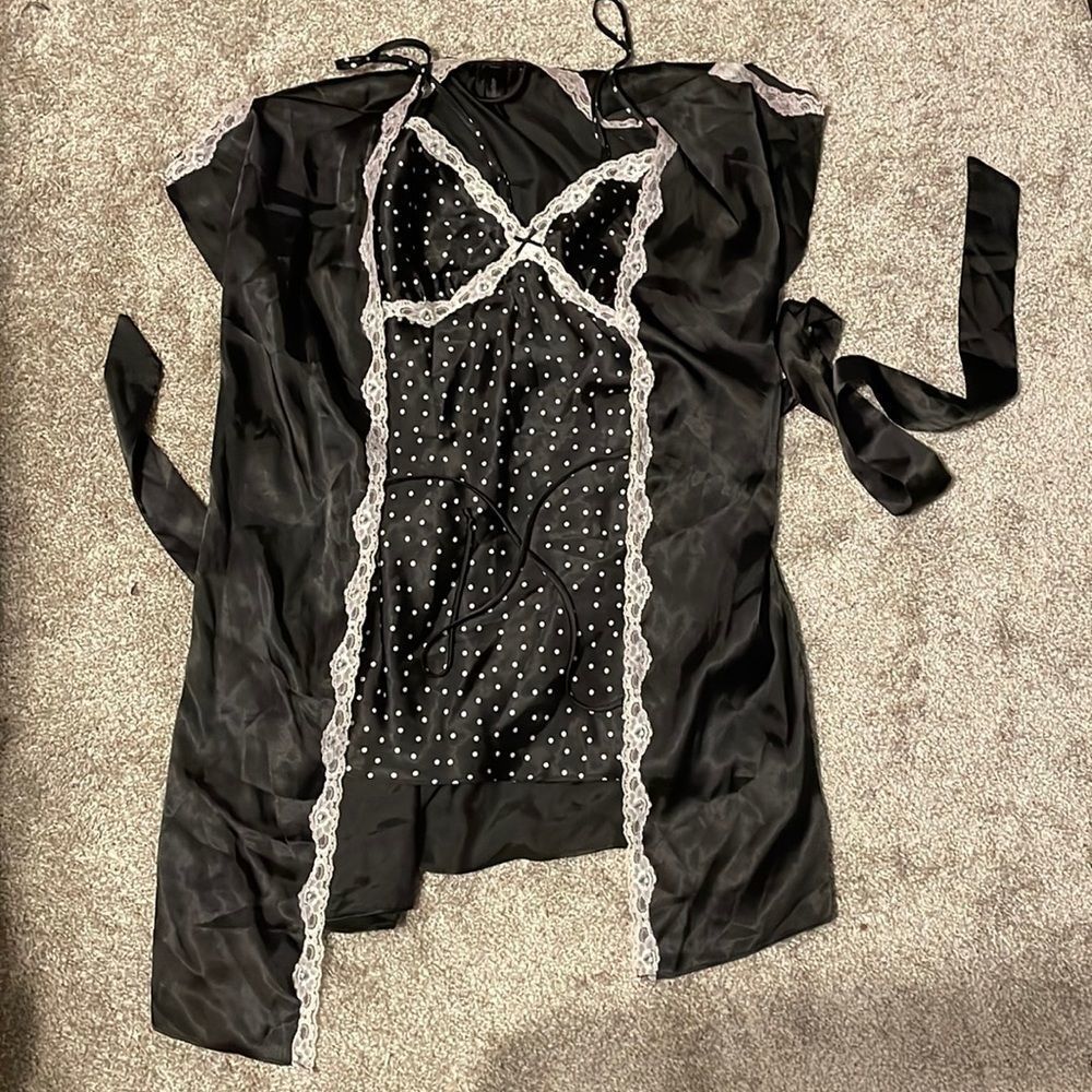 Lingerie Satin/Lace Short Sleeve Robe and Nightgown Set w/ Adjustable Straps